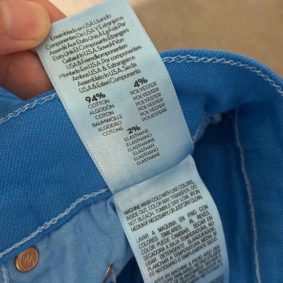 Mother short-Tune Up Bona Fide Frayed Hem Denim Shorts - Picture 11 of 17